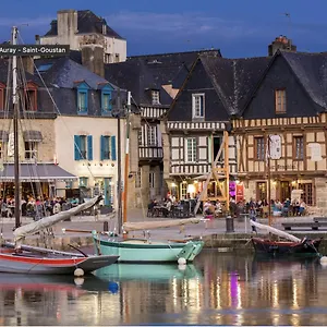 Apartamento Idéal- En Plein Milieu Du Port De St Goustan à Auray- Grand T2 - 50m2 -belle Terrasse, Auray